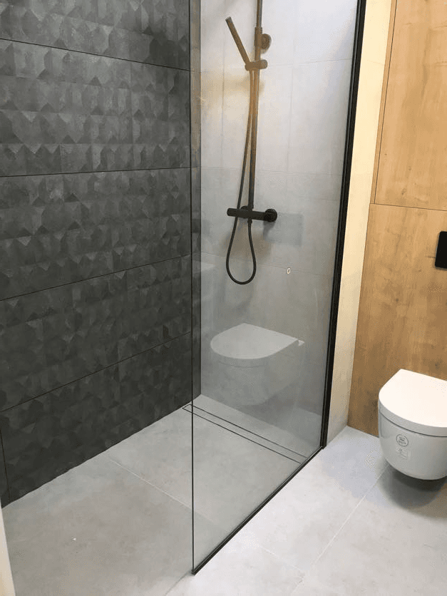 Płytki strukturalne w łazience